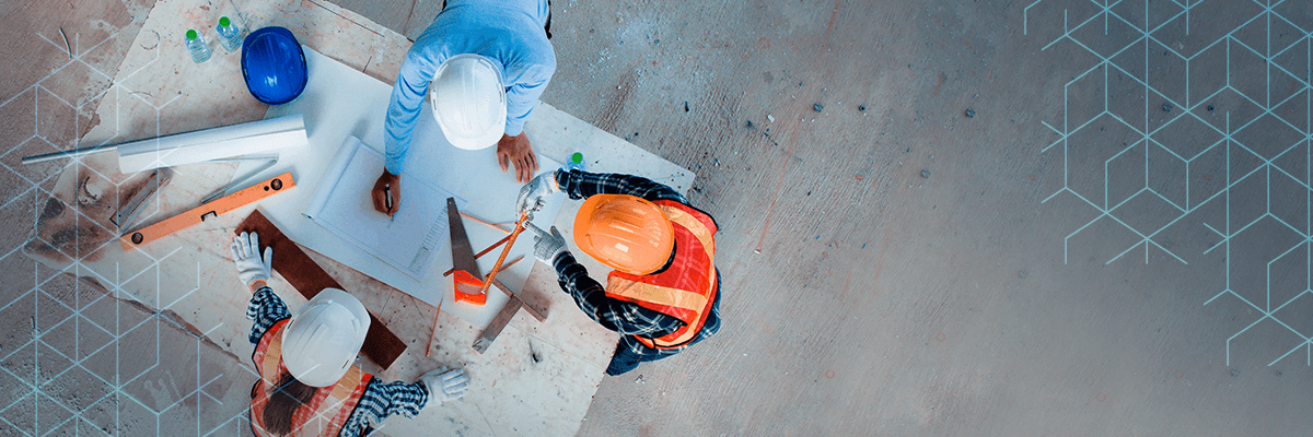 equipe-de-engenheiros-reunidos